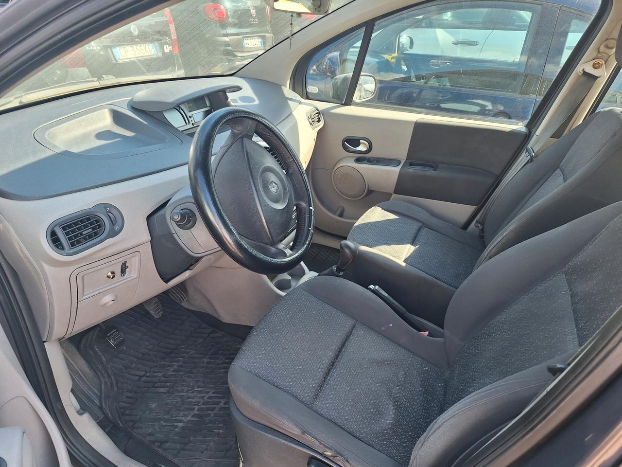 Renault Modus 1.5 dCi 82CV Luxe Privilège