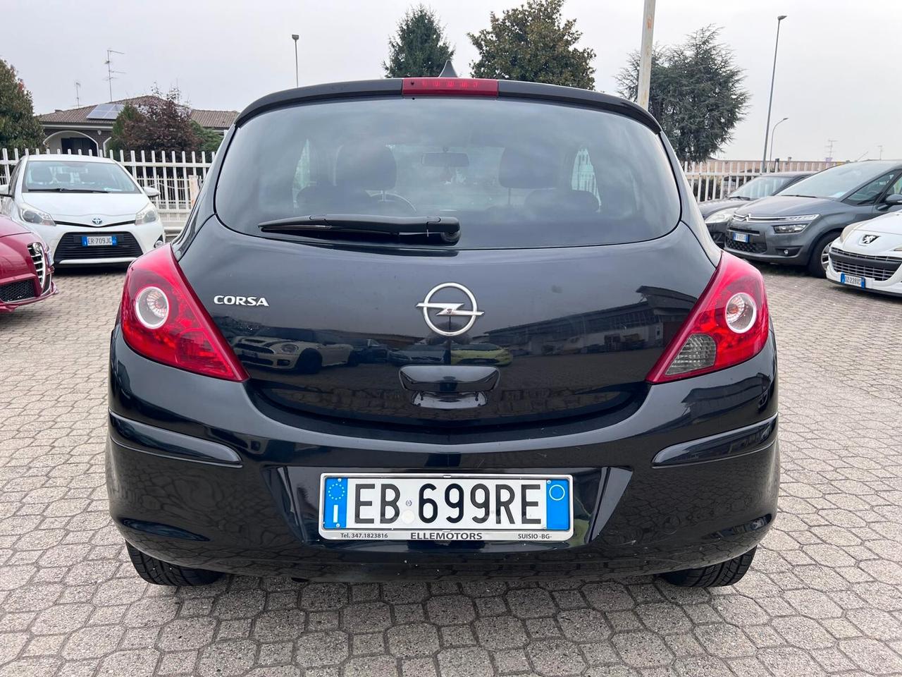 Opel Corsa 1.2 3 porte Sport