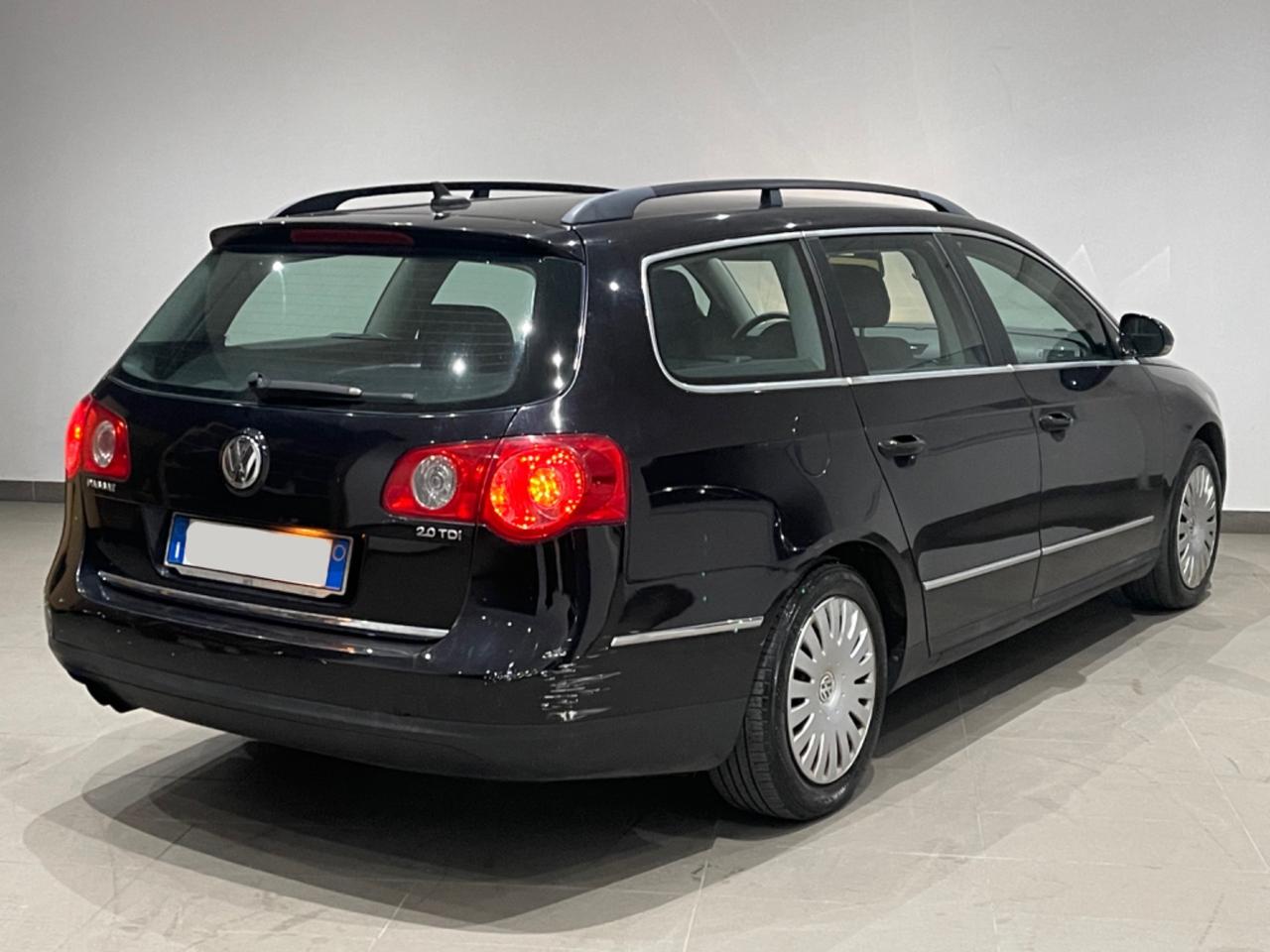 Volkswagen Passat 2.0TDI DSG Highline LEGGI BENE