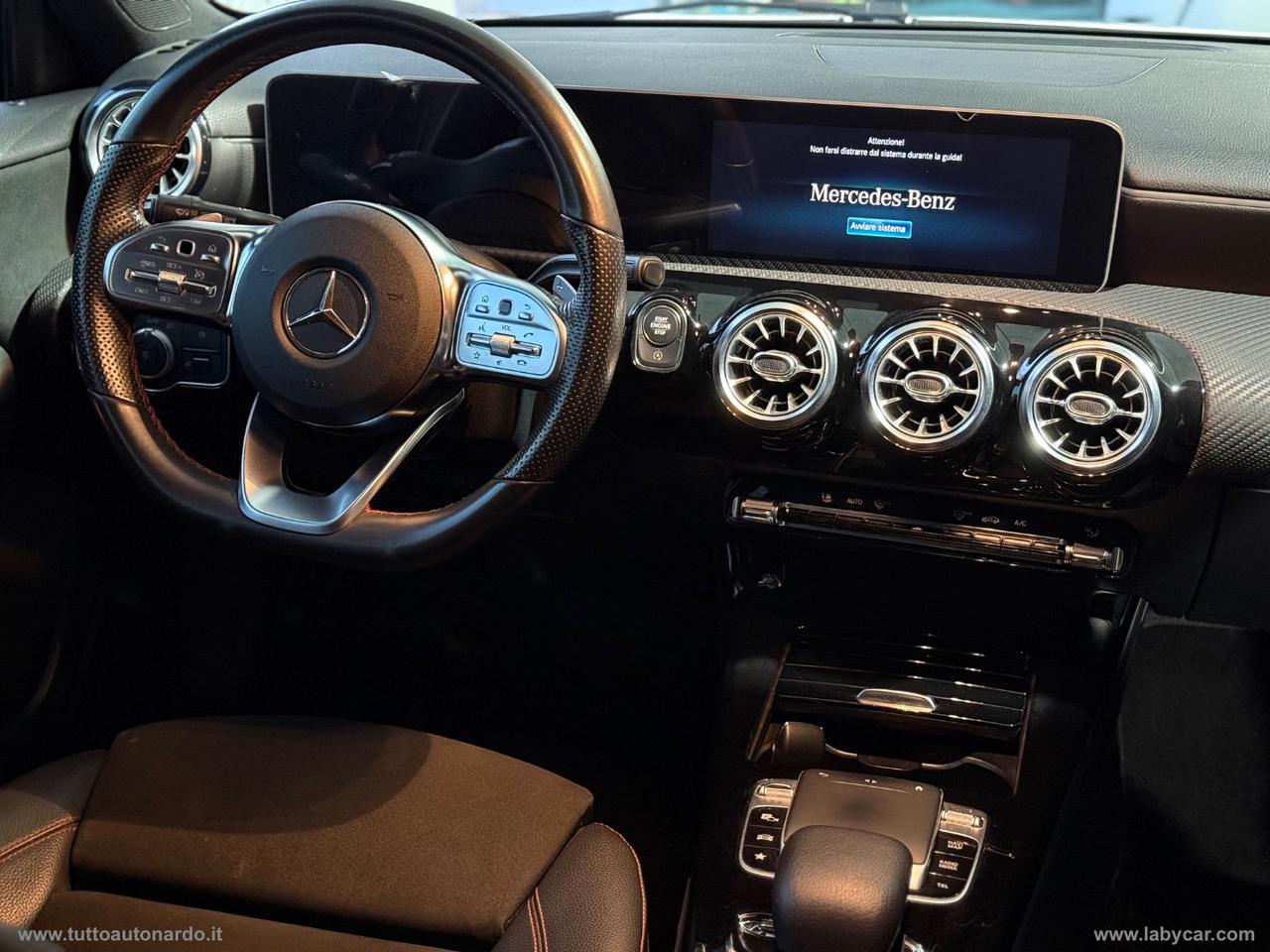 MERCEDES-BENZ A 180 d Automatic Premium