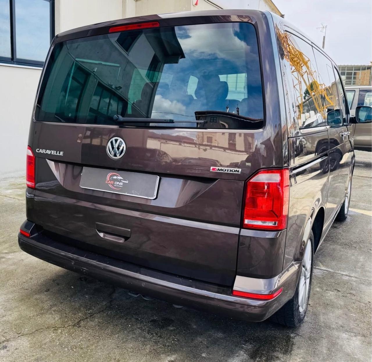 Volkswagen Caravelle 2.0 TDI 150CV DSG 4 Motion PC Comfortline