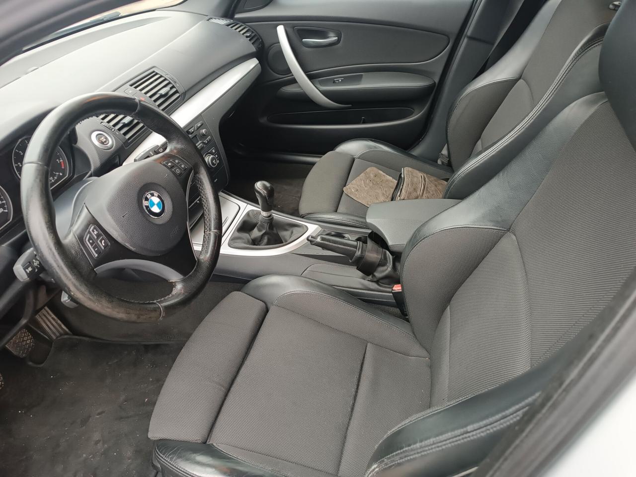 Bmw 120 120i cat 5 porte Eletta