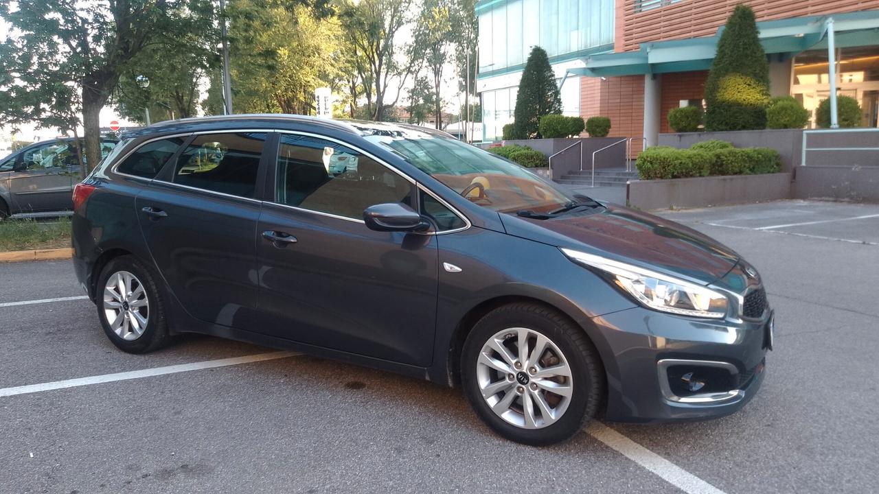 Kia Ceed cee'd 1.6 CRDi navi pelle tetto full 2016