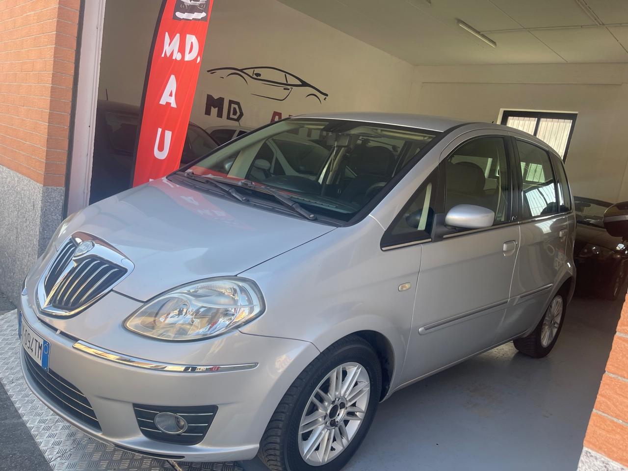 Lancia MUSA 1.6 Multijet Oro EURO 5