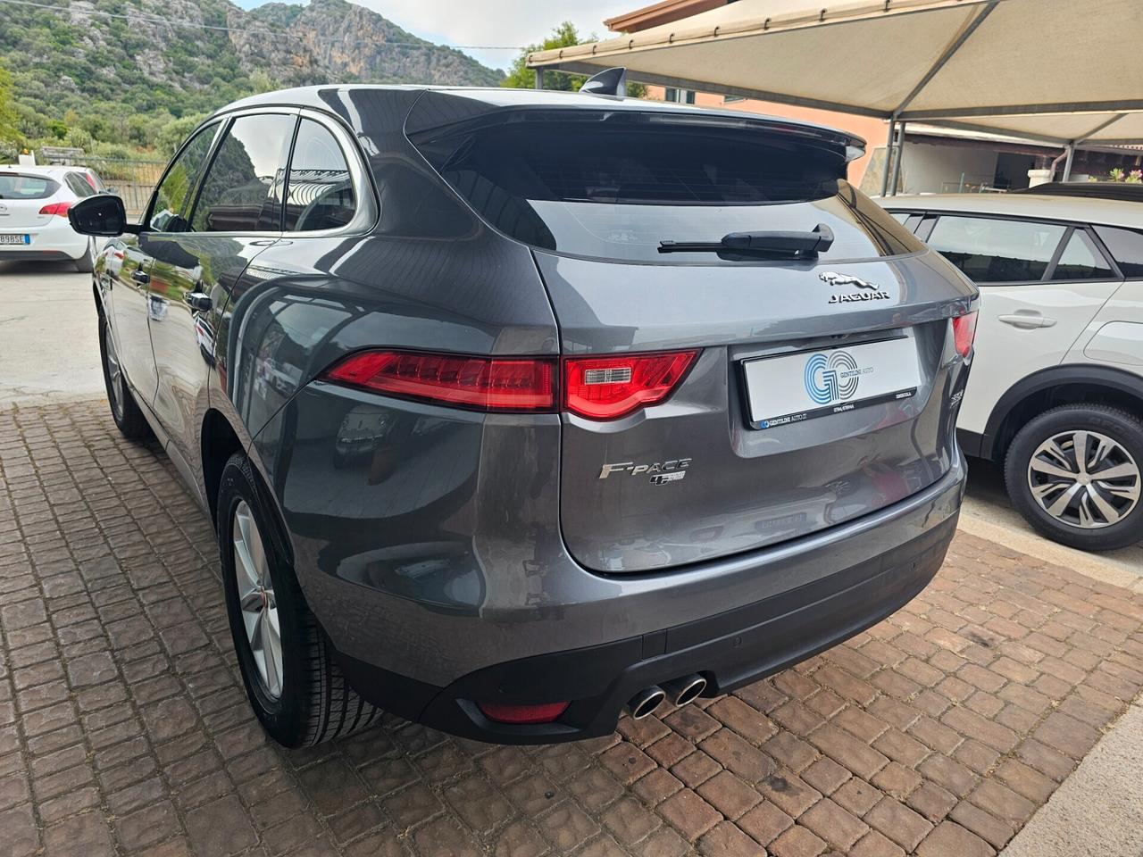 Jaguar F-Pace 2.0 D 180 CV AWD Prestige