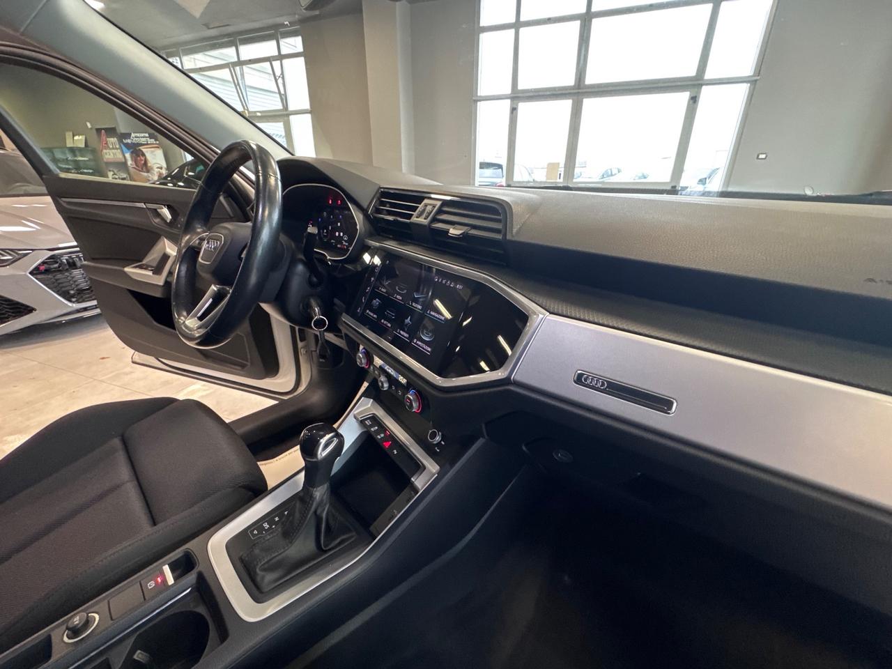 AUDI Q3 SBACK 2.0 TDI STRONIC SLINE EDITION
