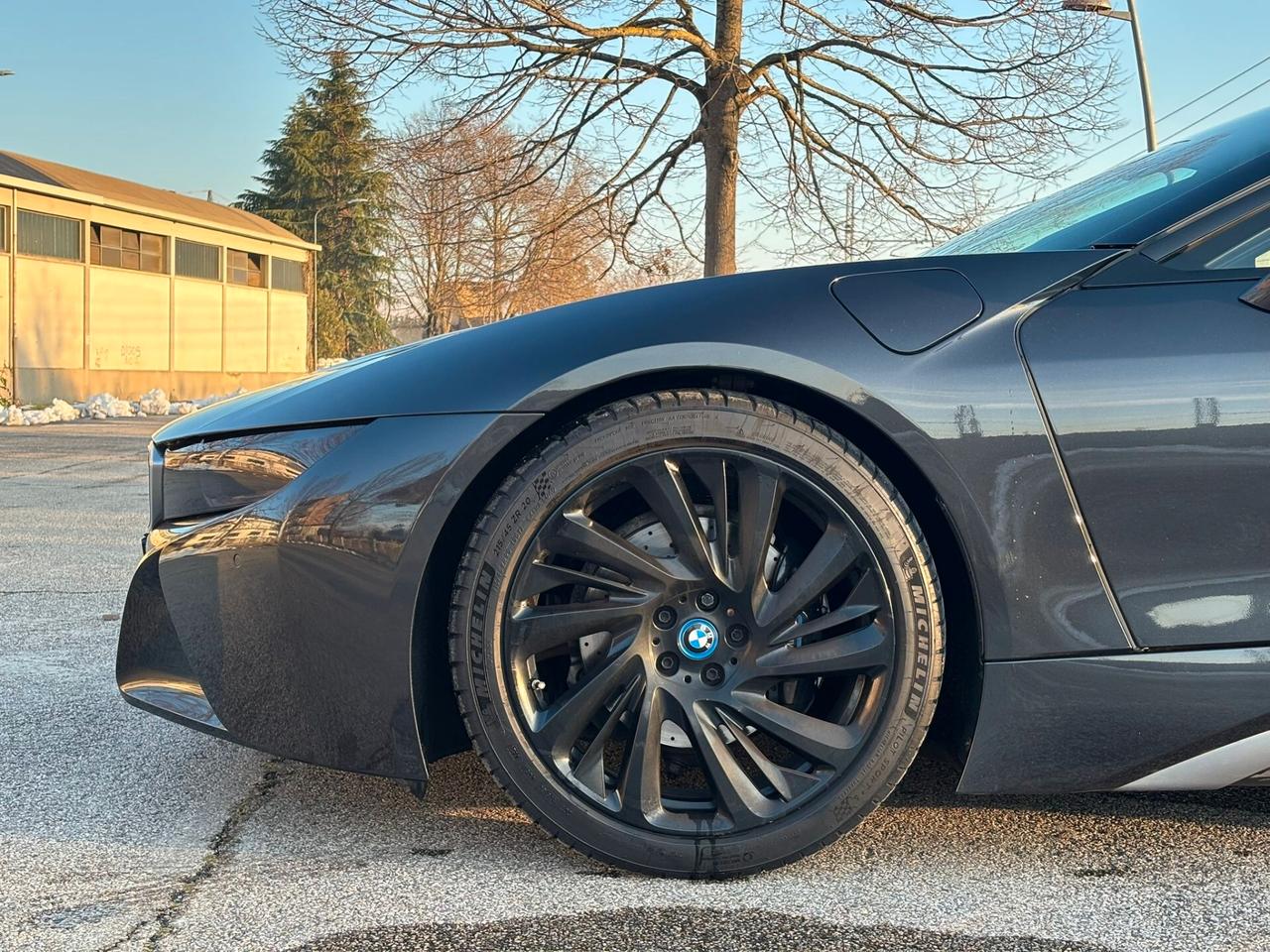 Bmw i8