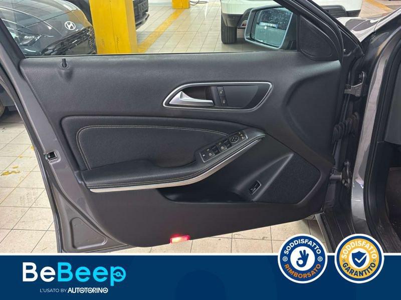 Mercedes-Benz GLA 180 SPORT AUTO