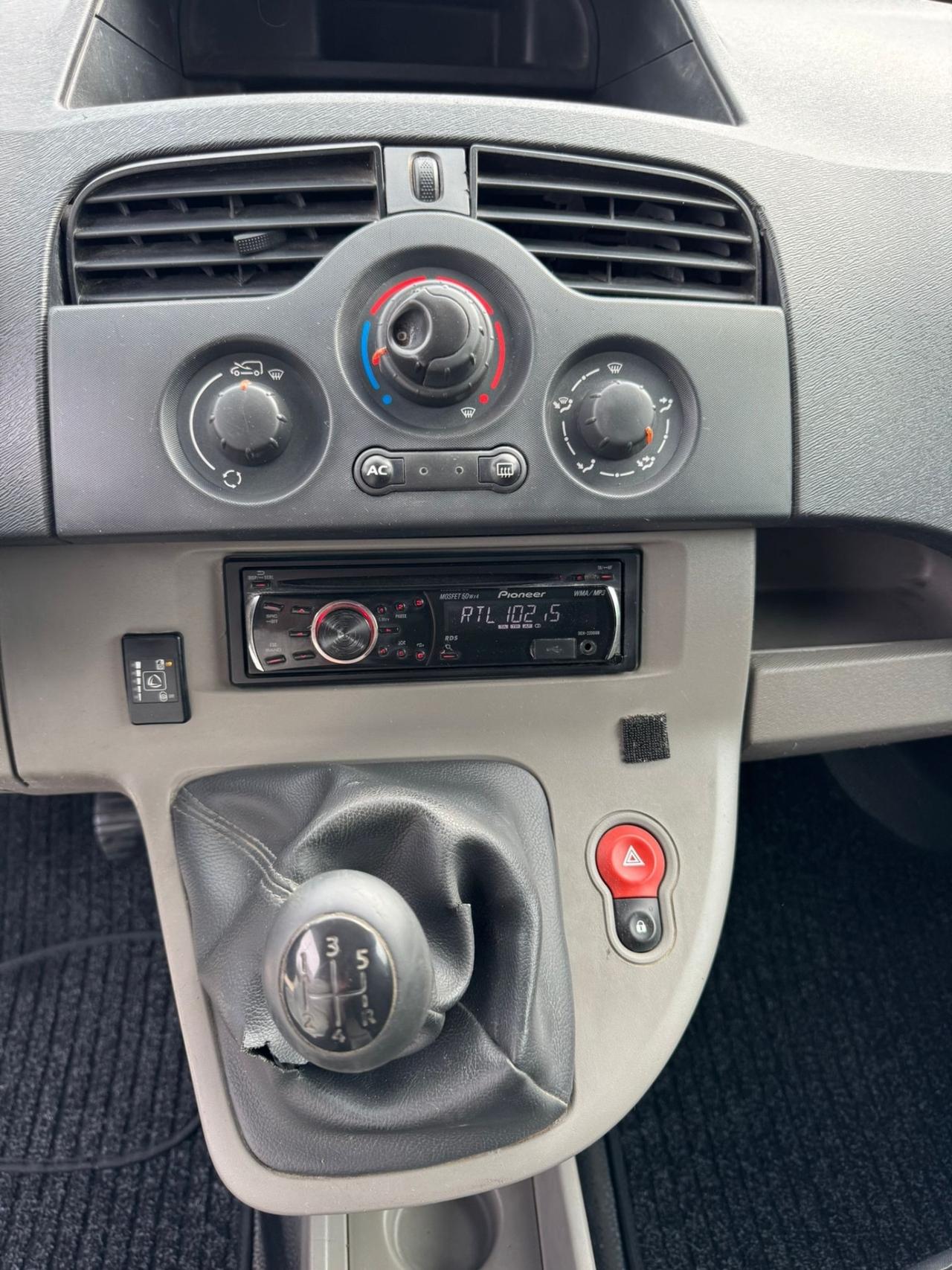 Renault Kangoo 1.6 105CV 3p. GPL Express Generique