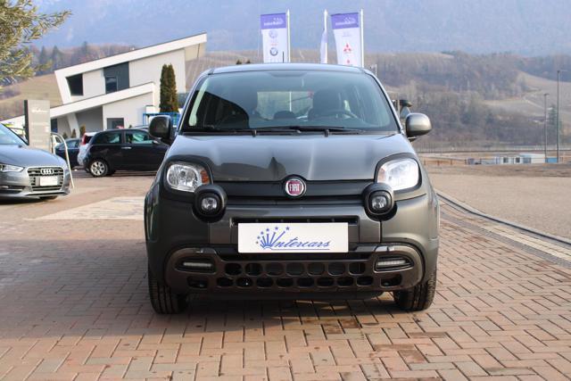 FIAT Panda 1.0 Hybrid City Cross Clima auto-DAB 7"