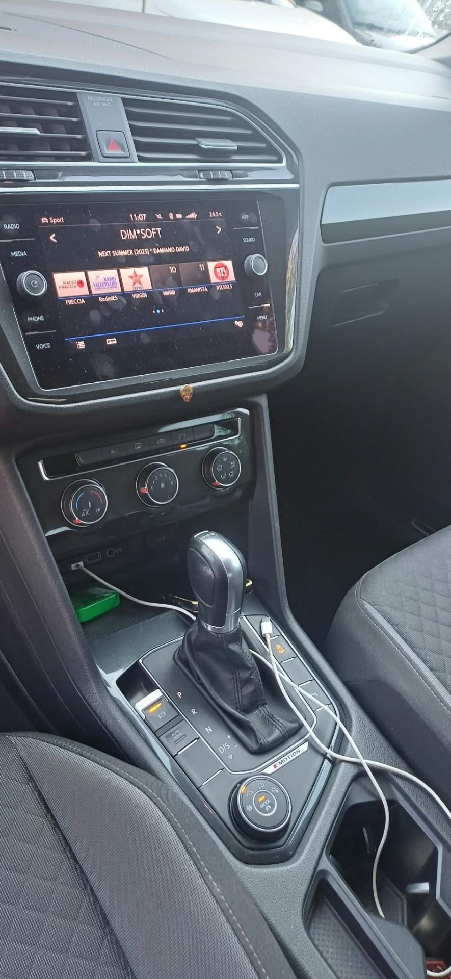 Volkswagen Tiguan 2.0 TDI SCR DSG 4MOTION Sport BMT