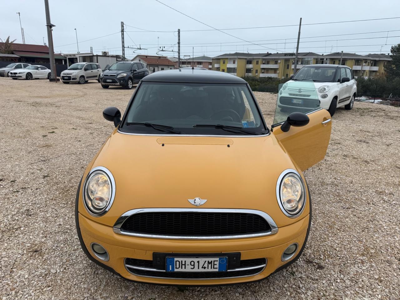 Mini 1.6 16V Cooper Diesel 190.000 PERMUTE