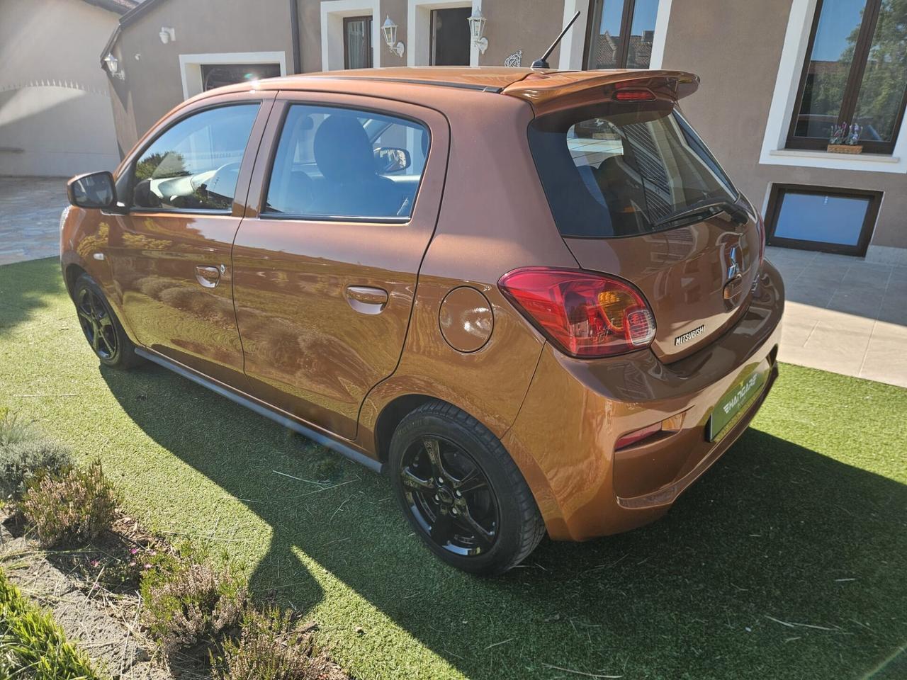 Mitsubishi Space Star 1.0 Funky