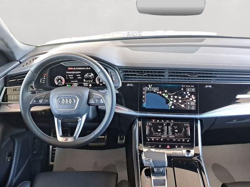 Audi Q8 50 TDI 210kW quattro tip. S Line Edition
