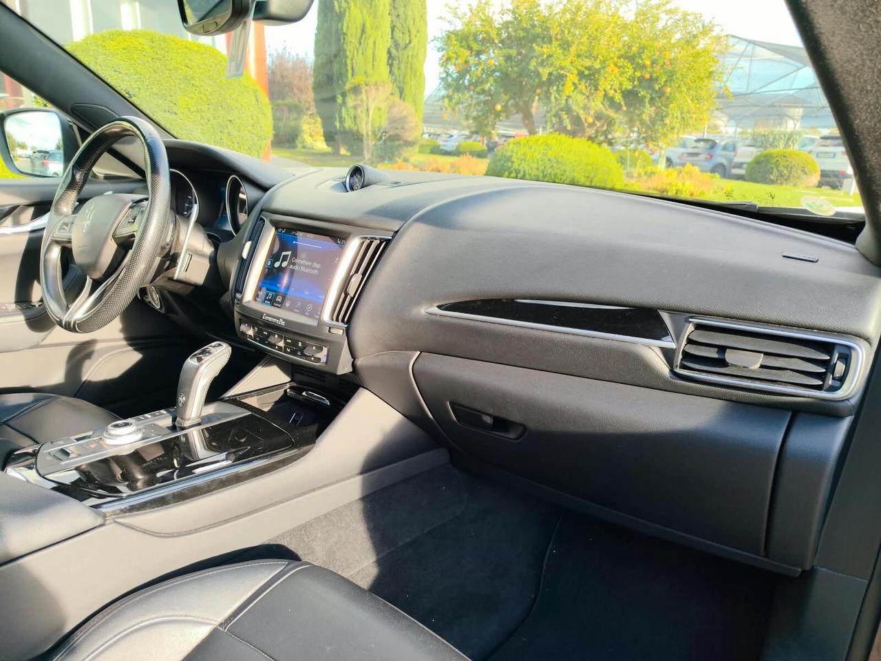 Maserati Levante V6 Diesel 275 CV AWD Gransport