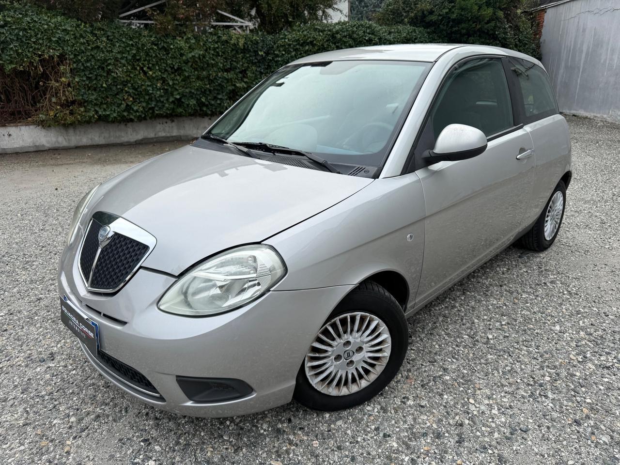 Lancia Ypsilon 1.2 GPL
