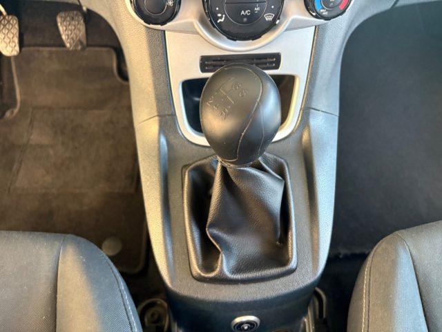 FORD Fiesta 1.4 5 porte Bz.- GPL Titanium OK NEOPAETNTATI