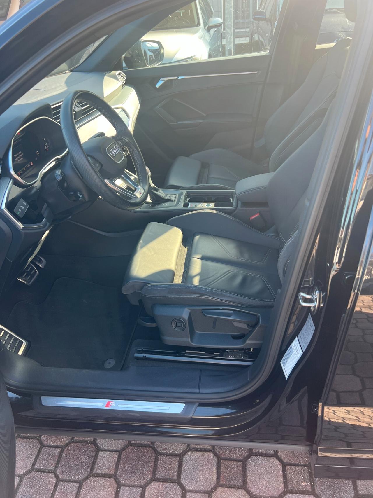 Audi Q3 35 TDI S tronic line edition