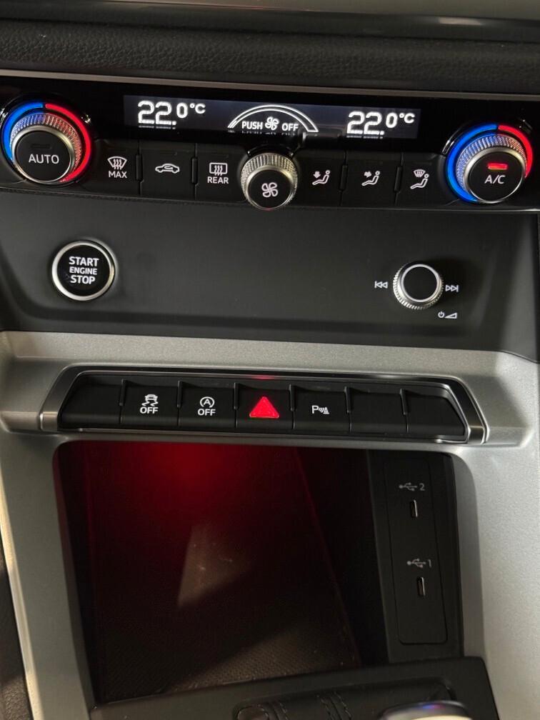 Audi Q3 35 2.0 tdi Advanced s-tronic Led Nav Cam Ap Con 18