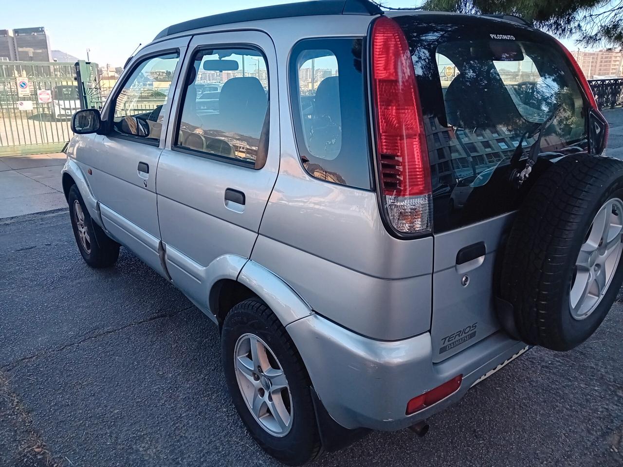 Daihatsu Terios 1.3i 16V cat 4WD SX