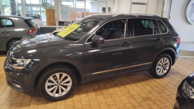 VOLKSWAGEN Tiguan 2.0 TDI SCR 4MOTION Business APP CONNECT