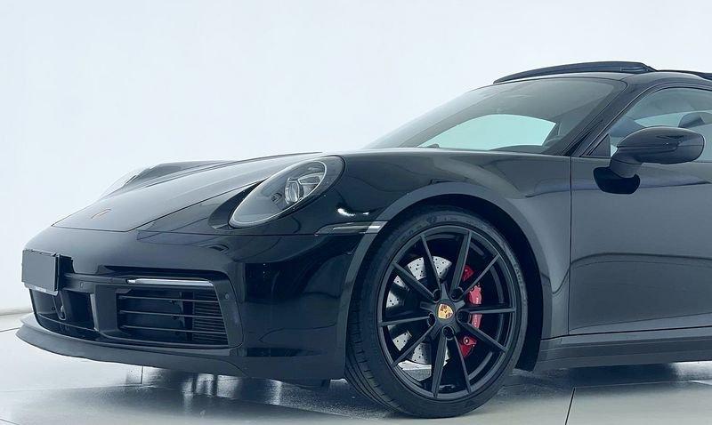 Porsche 911 Carrera 4S