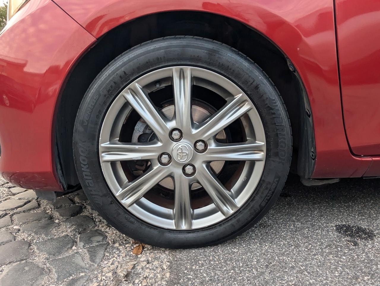 Toyota Yaris 1.3 5 porte Lounge