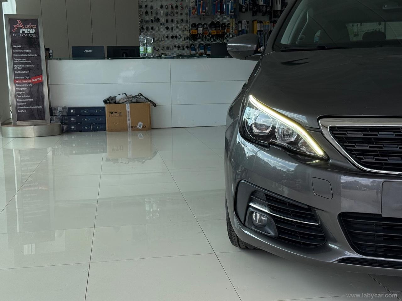 PEUGEOT 308 BlueHDi 130 S&S Active Business