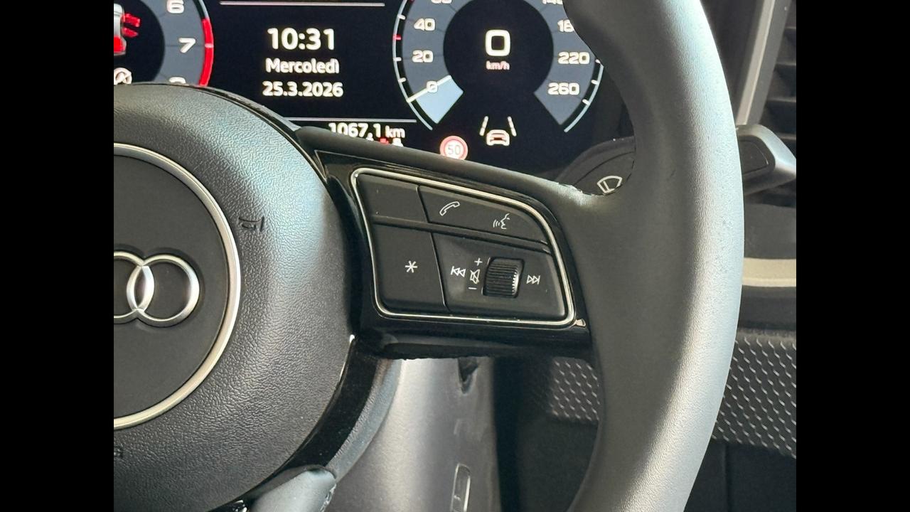 AUDI A1 II 2022 allstreet - A1 allstreet 30 1.0 tfsi Business 110cv s tronic