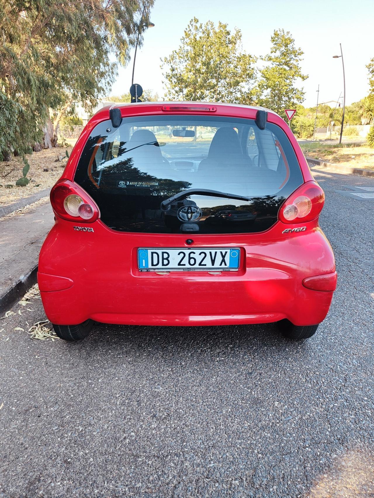 Toyota Aygo 1.0 benzina 3 porte x neopatentati