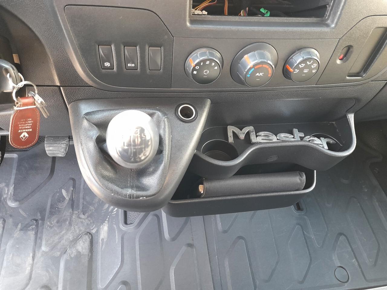 Renault Master T35 2.3 dCi/145 PM- CASSONATO
