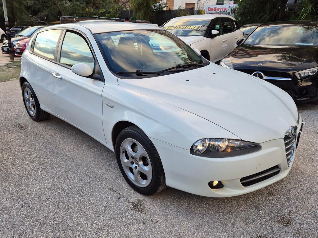 Alfa Romeo 147 1.9 JTDM 120cv 5 porte Progression