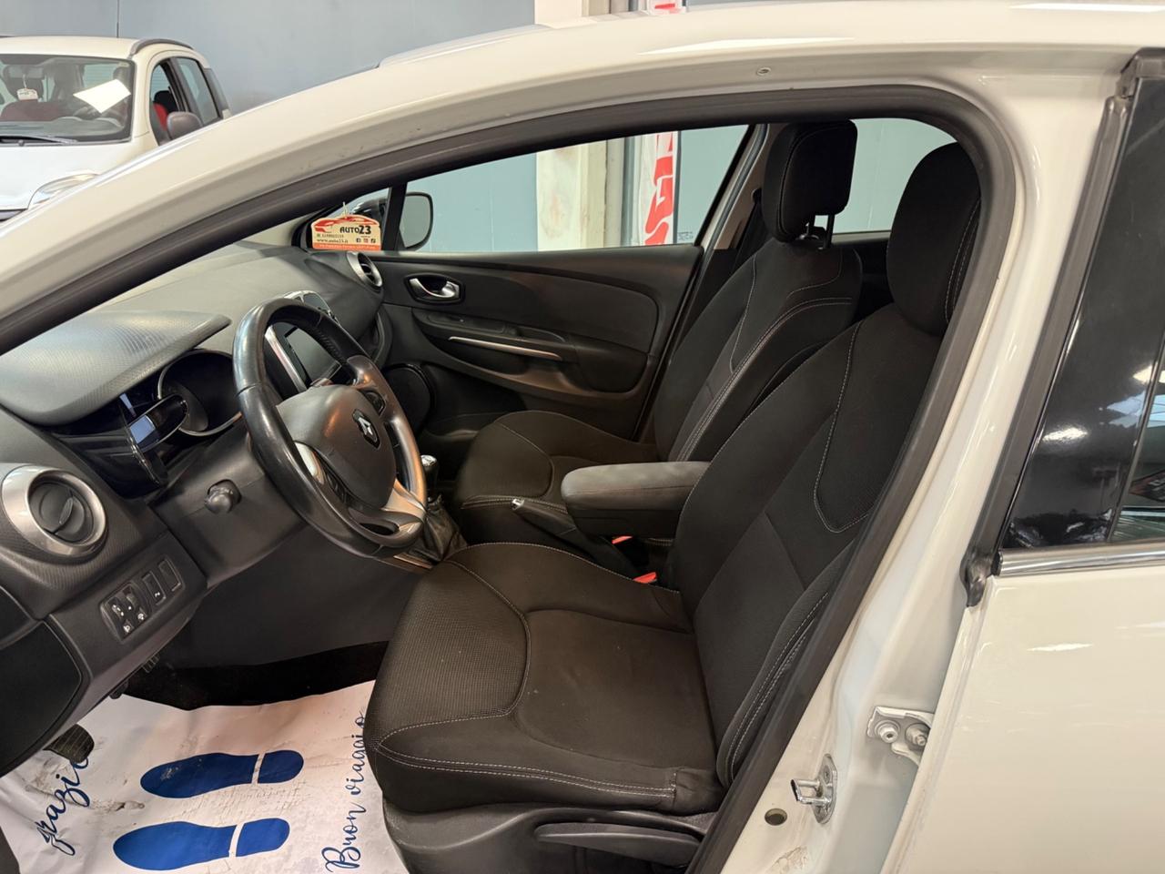 Renault Clio 1.5 dCi 8V 75CV 5p. Costume National