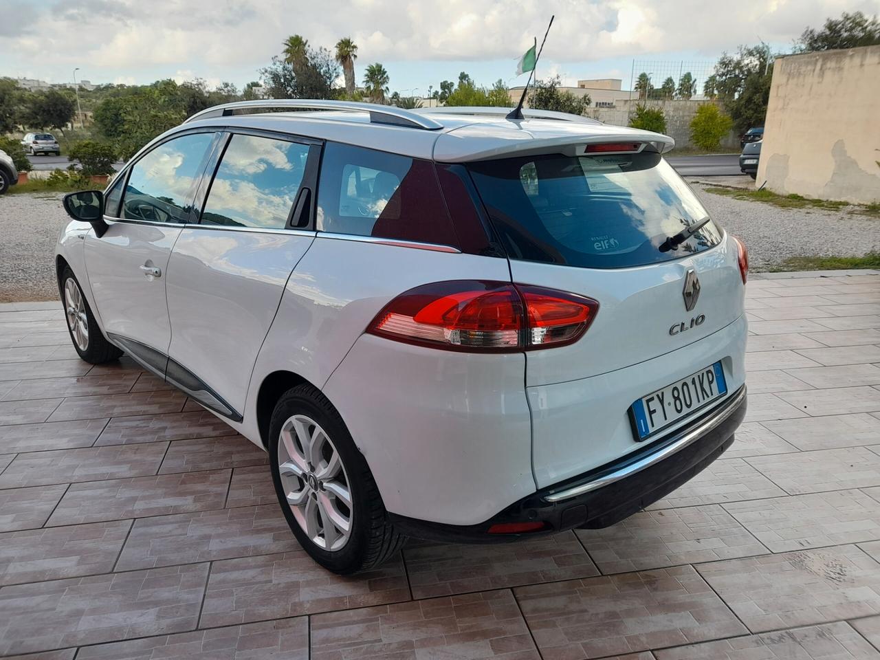 Renault Clio Sporter dCi 8V 75 CV Moschino Life