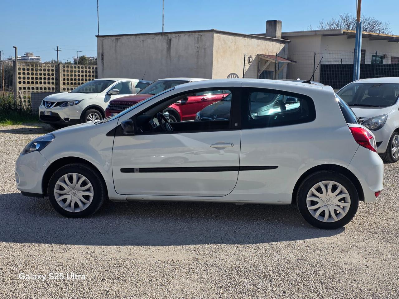 Renault Clio 1.2 16V 3 porte Luxe