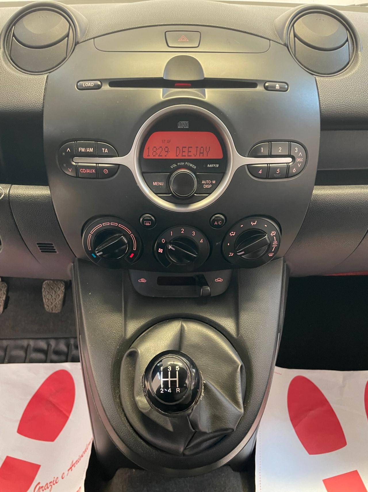 Mazda 2 1.3 5p. Fun FULL NEOPATENTATI TAGLIANDATA