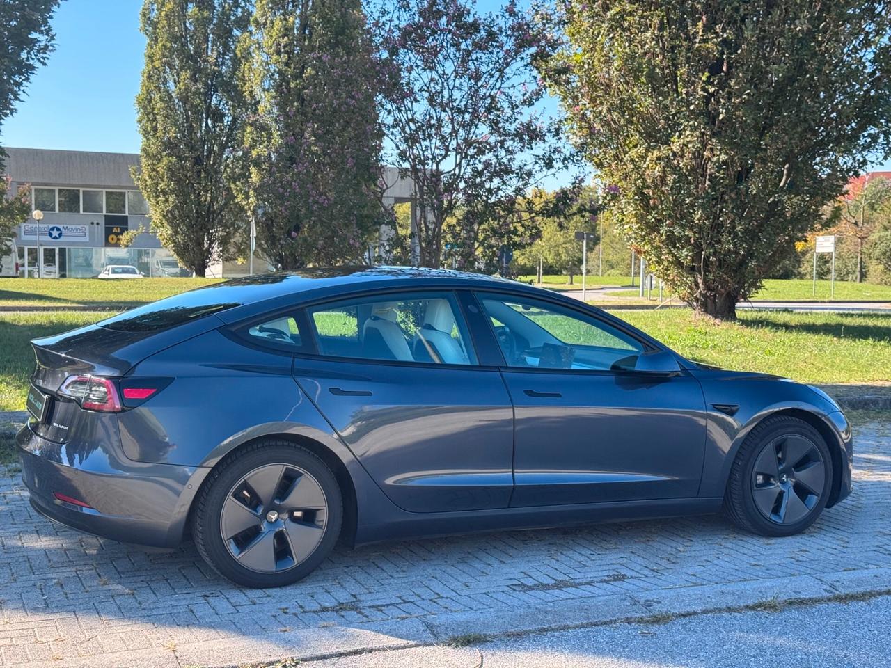 Tesla Model 3 Long Range Dual Motor AWD