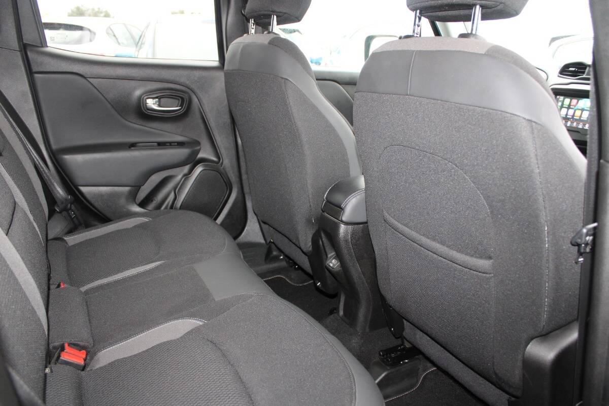 Jeep Renegade 1.5 turbo t4 mhev Limited 130cv dct Con CARPLAY