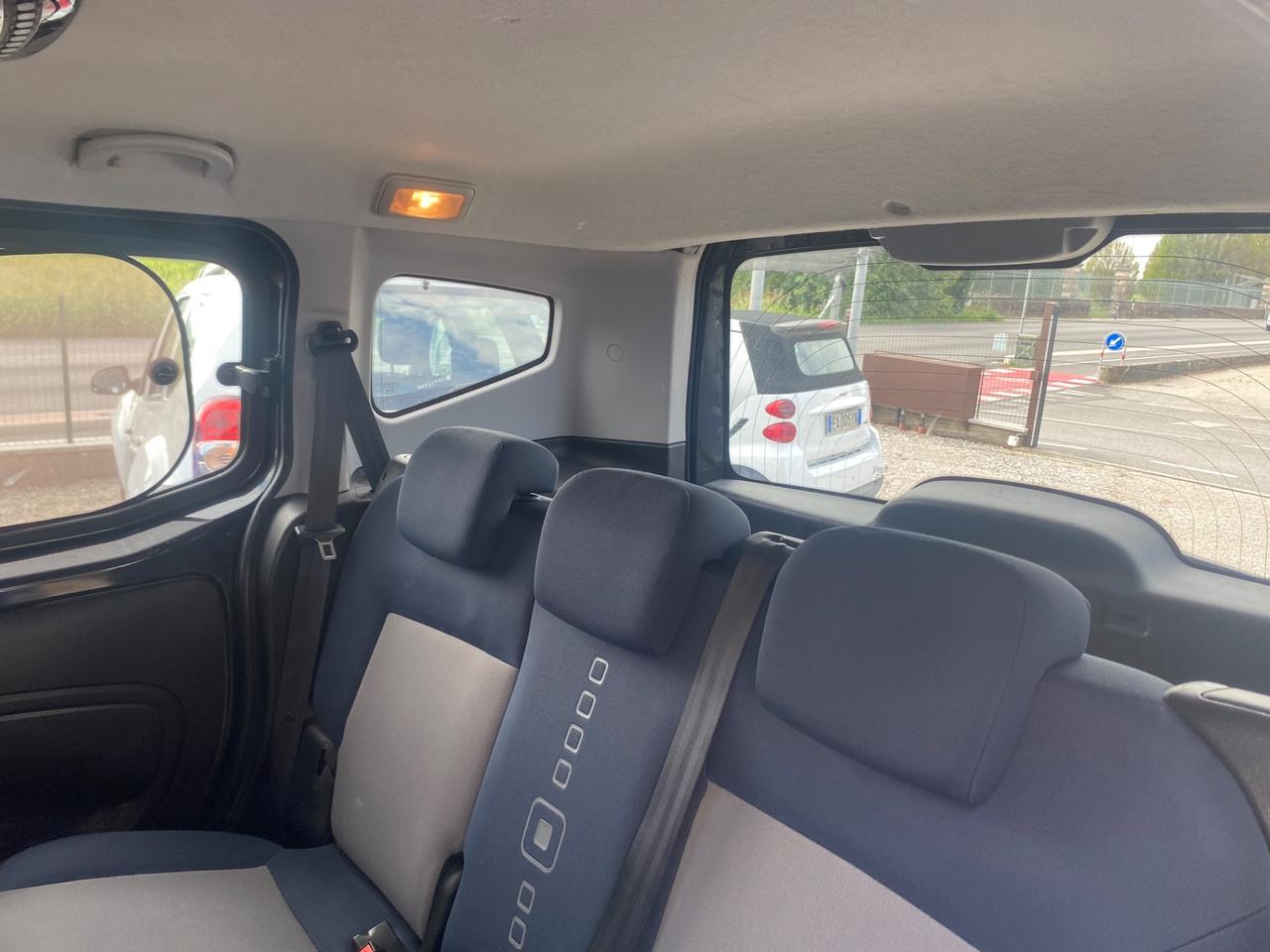 Citroen Nemo Multispace 1.3 HDi 75CV S&S XTR Theatre