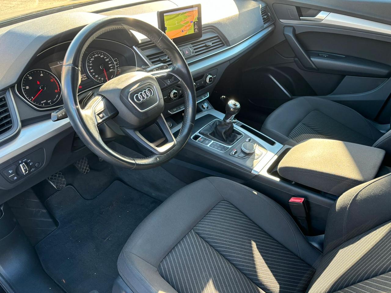 Audi Q5 2.0 TDI 150 CV Business Sport