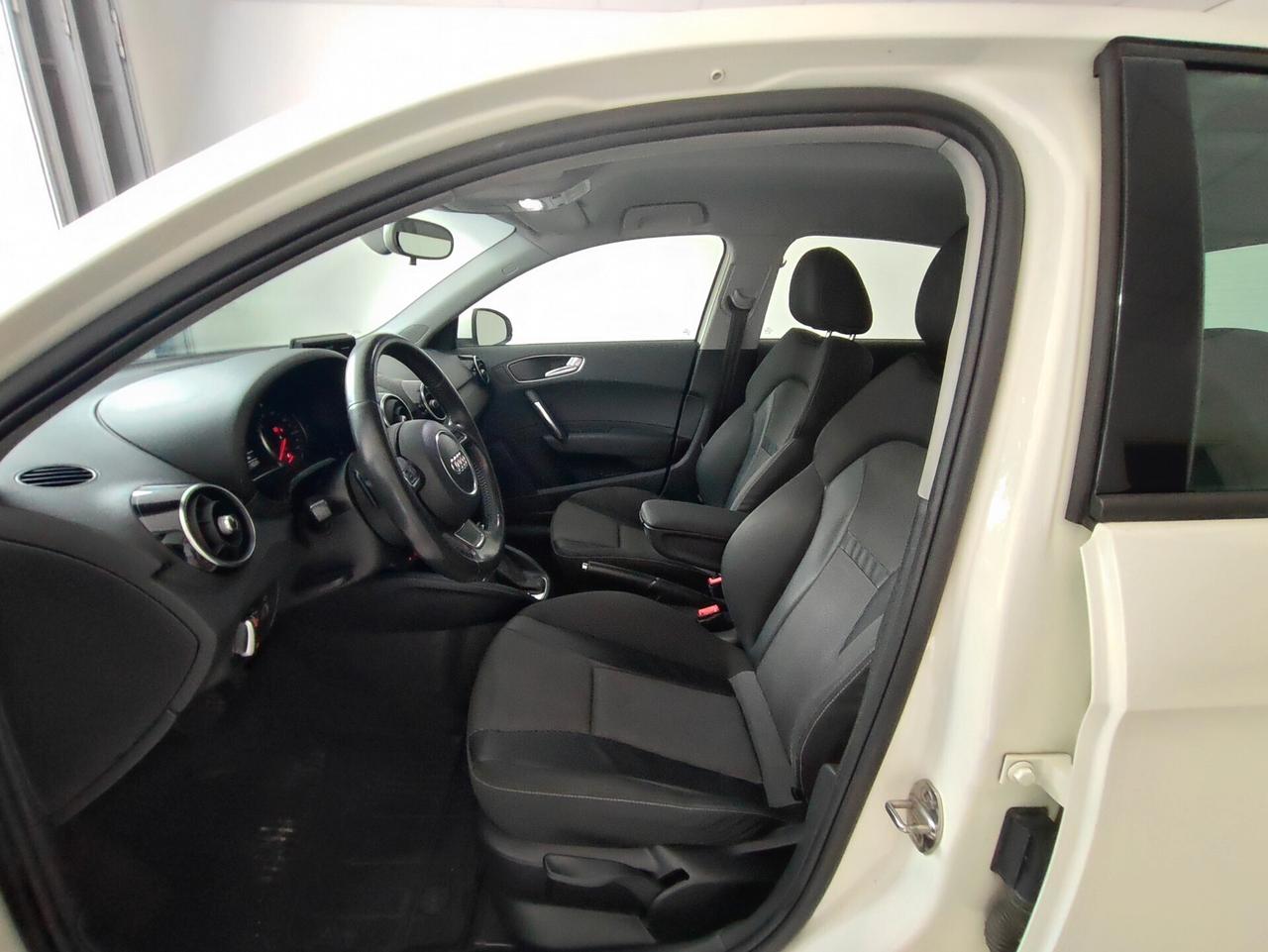 Audi A1 1.6 TDI S tronic Admired