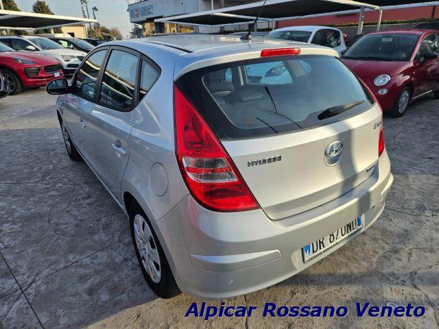 HYUNDAI i30 1.6 CRDi VGT 16V 90CV 5p. Active