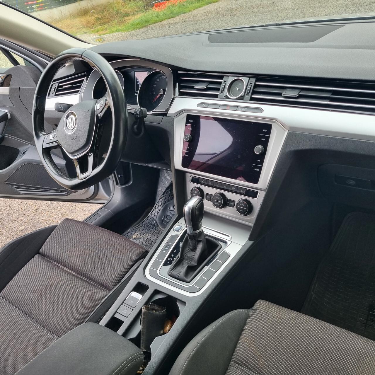 Volkswagen Passat Variant 2.0 TDI DSG Executive BlueMotion Tech.