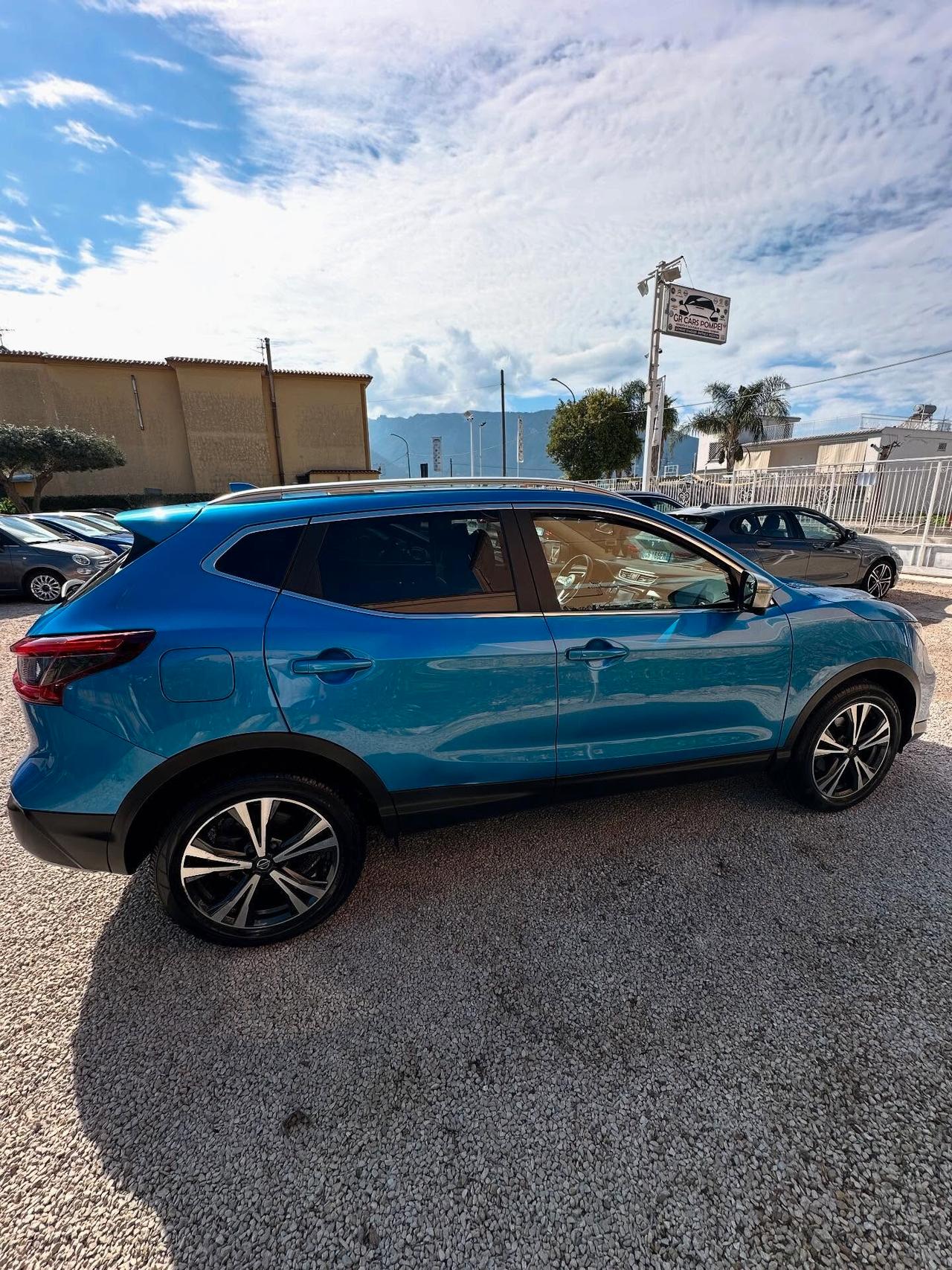 Nissan Qashqai 1.3 DIG-T 140 CV Tekna