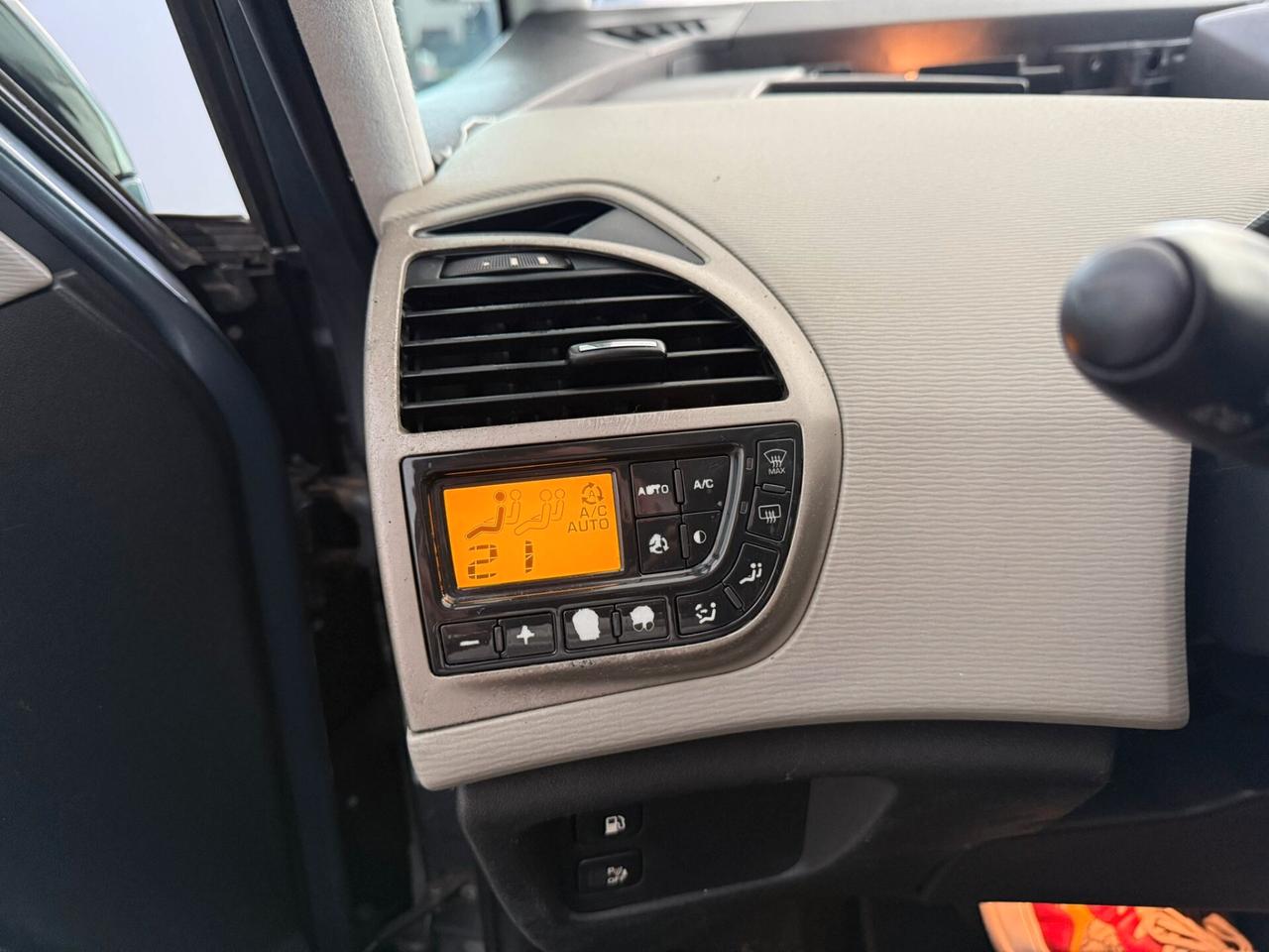 Citroen C4 Grand Picasso 2.0 HDi 138 FAP CMP6 Exclusive 7 POSTI