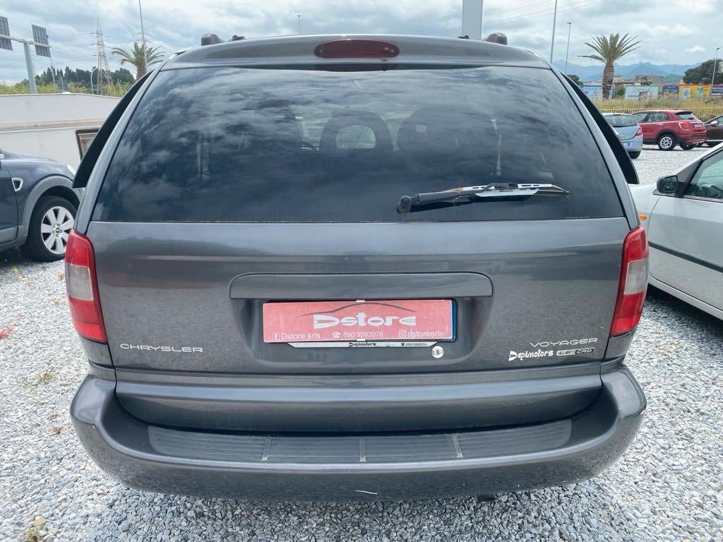Chrysler Voyager 2.8 CRD 150 cv cat LX Leather Automatica