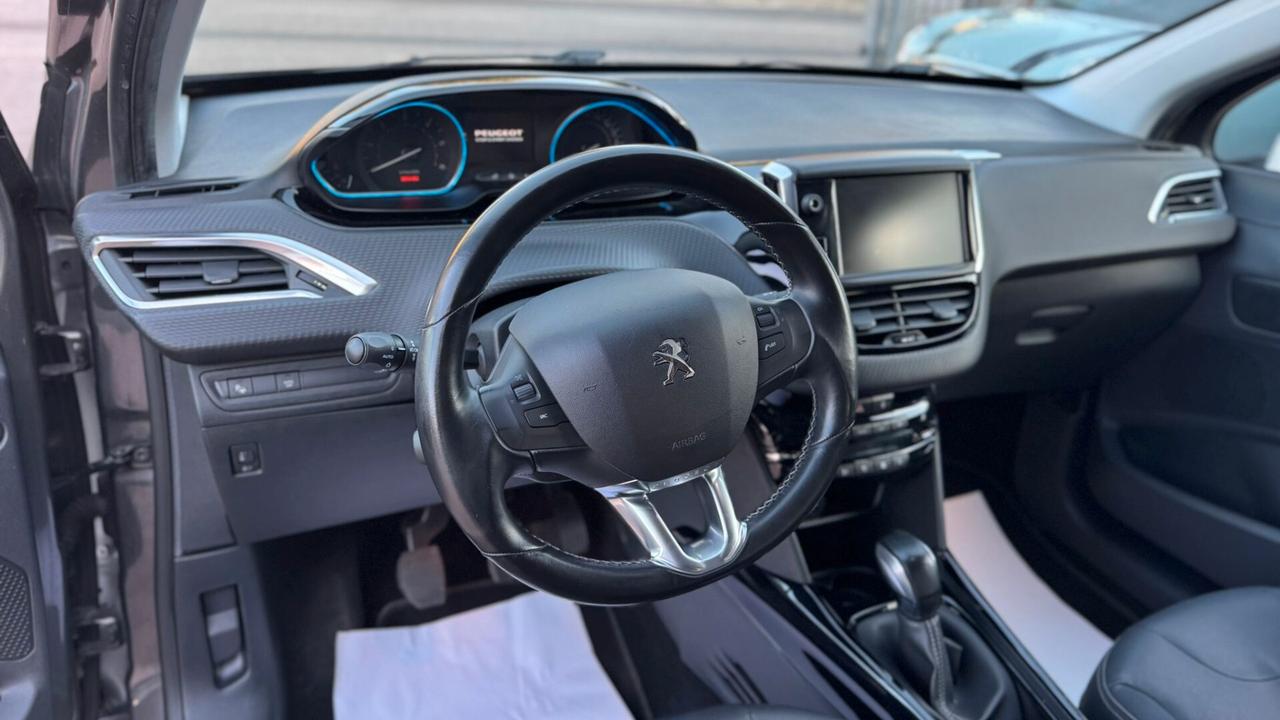 Peugeot 2008 BlueHDi 100 Black Matt