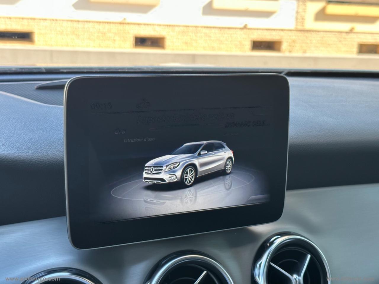 MERCEDES-BENZ GLA 200 d Automatic Premium NIGHT EDITION