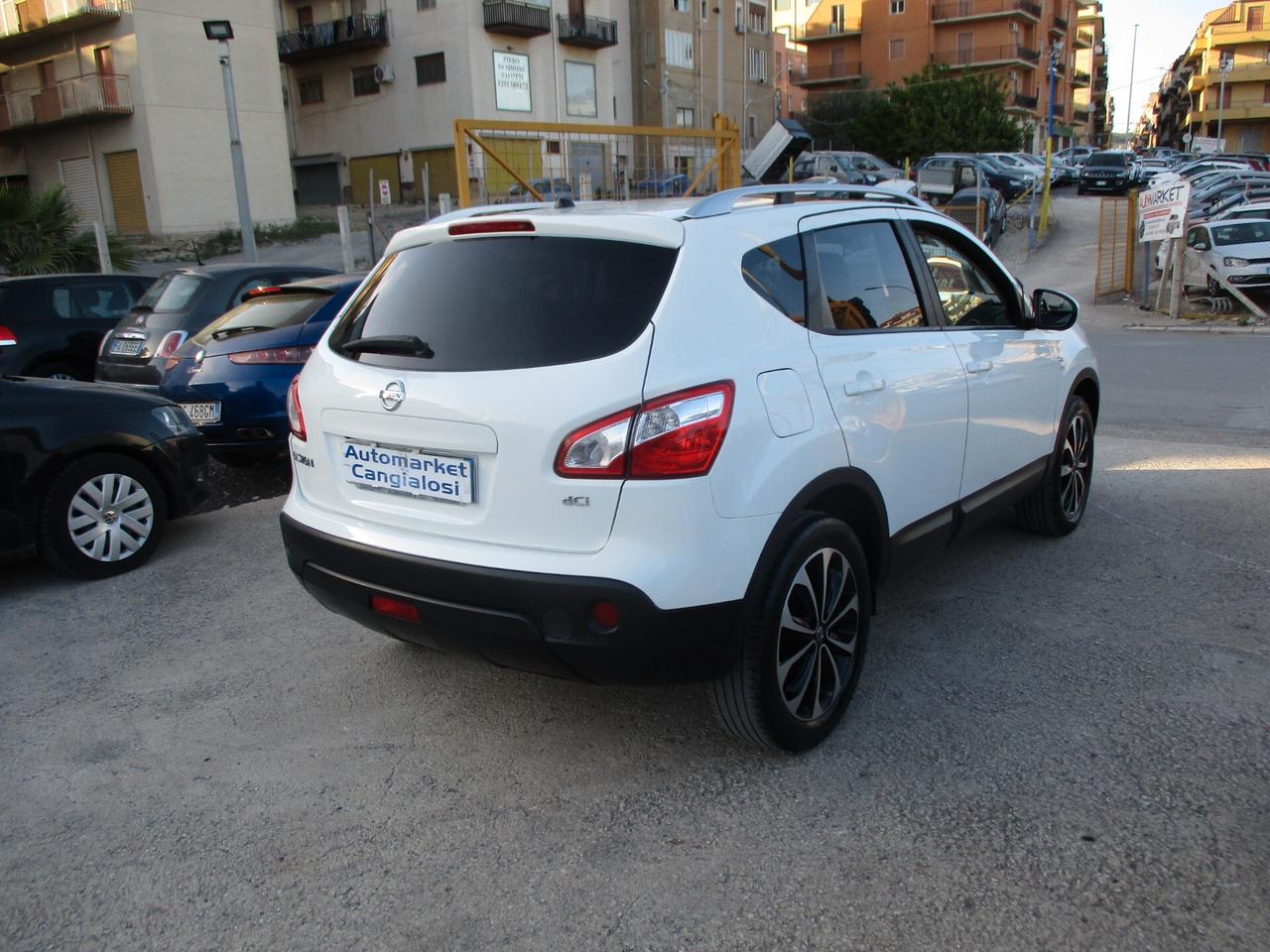 Nissan Qashqai 1.5 dCi N-TEC FULL OPT (NAVI)