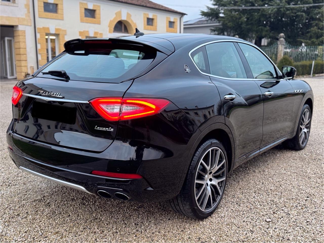 Maserati Levante V6 430 CV AWD S